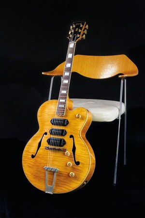 Regent Sounds, l'icône de Denmark Street, annonce la vente exclusive en ligne de la légendaire Gibson ES-5N de 1949 de T-Bone Walker : « The Guitar That Started It All » sur Reverb